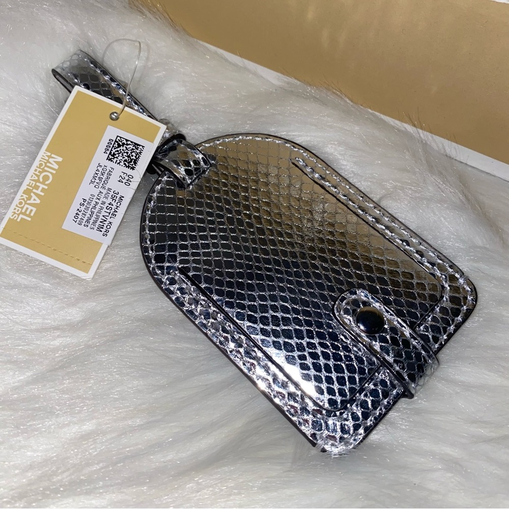 MK New Michael Kors jet set travel luggage tag